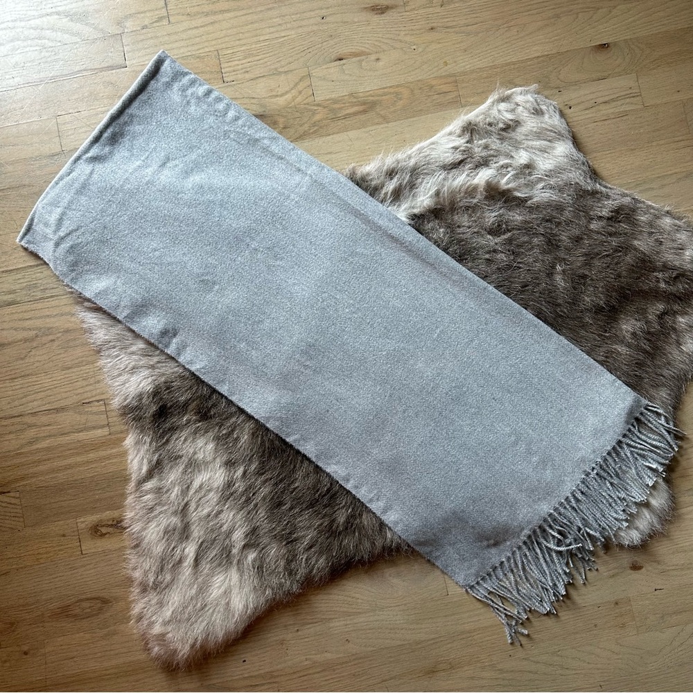 Liz Claiborne Gray Fringe Scarf - NWT - 73” long, 28” wide